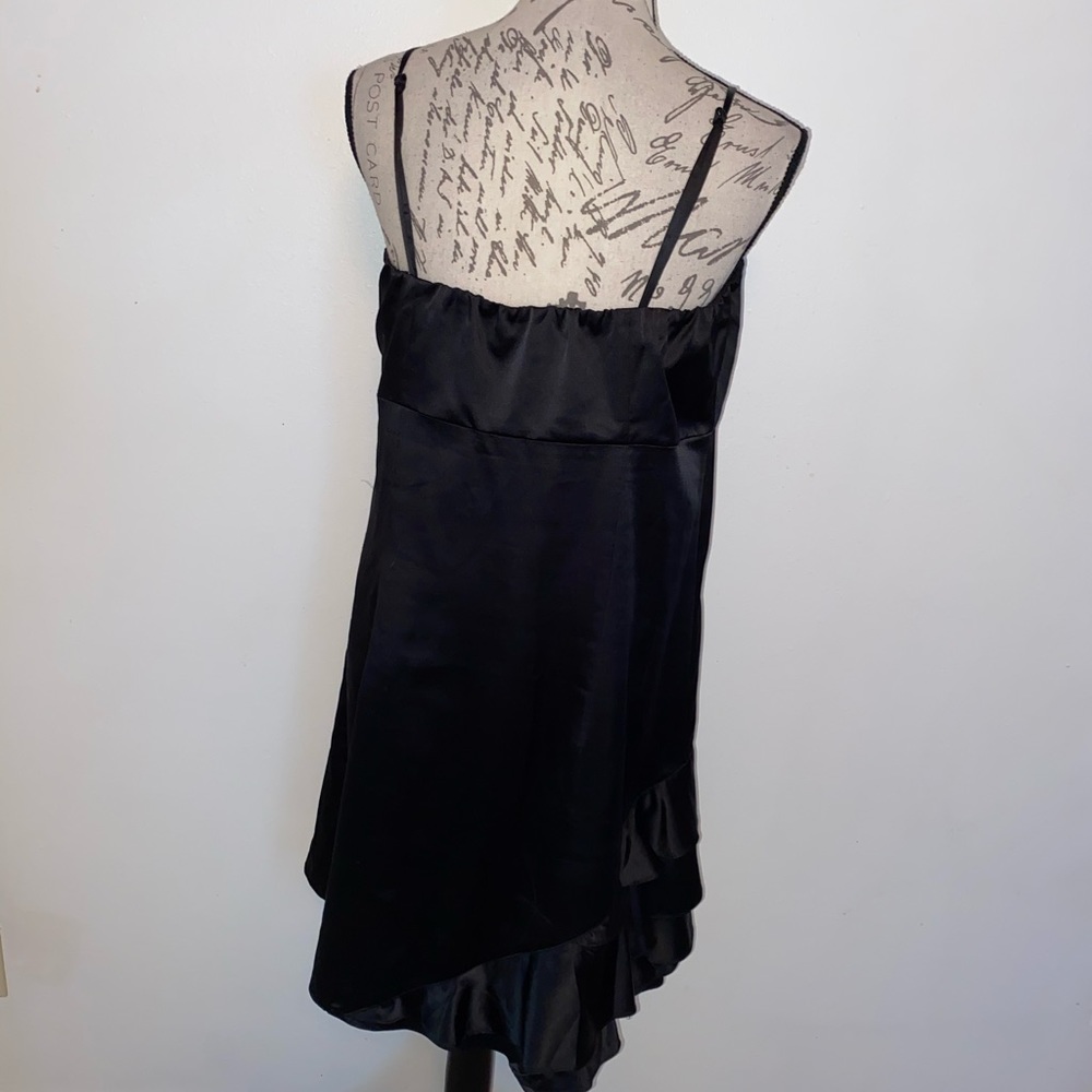 🖤The Limited Event Satin Ruffled Dress🖤 - Picture 5 of 12
